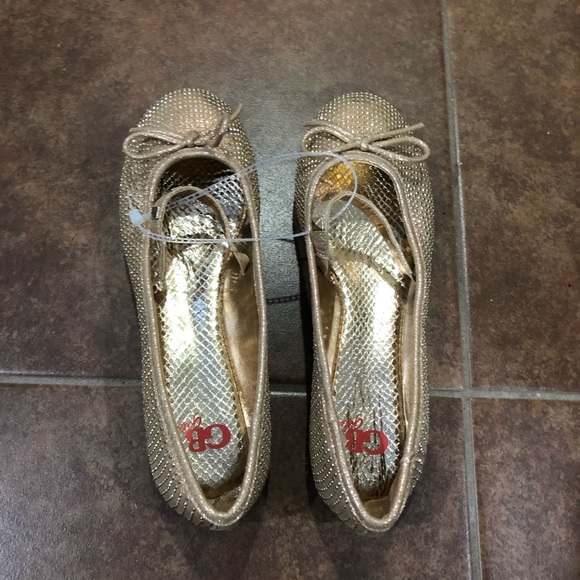 GB Girls Rose Gold Studded Flats - Picture 2 of 6